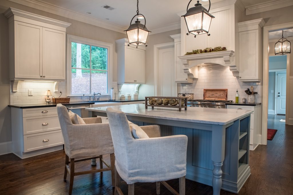 KitchenCraft & Decora Transitional 11508Valmont02/04 Founders